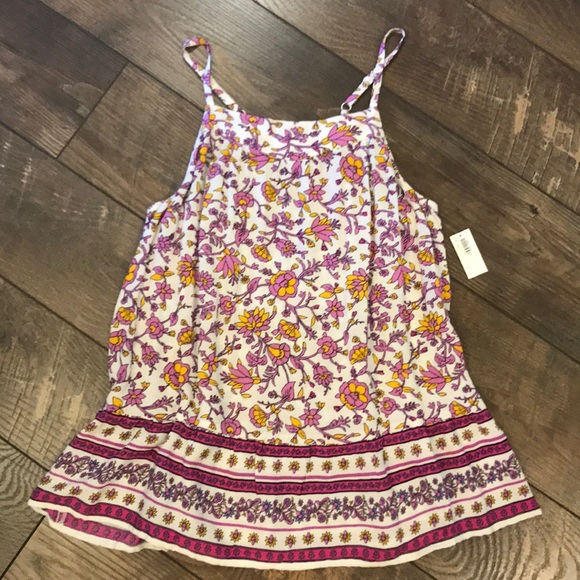 Old Navy Tops - NWT Floral Print Top